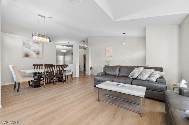 7724 Clearwood Avenue, Las Vegas, NV 89123