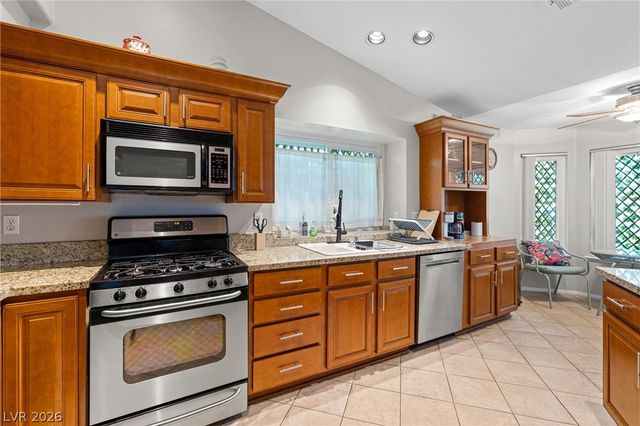 7724 Clearwood Avenue, Las Vegas, NV 89123