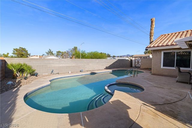 7724 Clearwood Avenue, Las Vegas, NV 89123