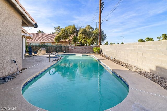 7724 Clearwood Avenue, Las Vegas, NV 89123
