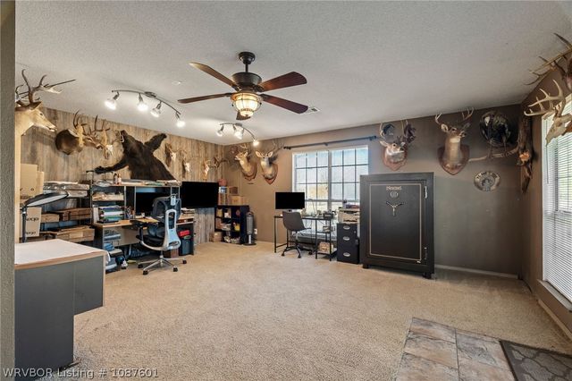 2108 N River Road, Lavaca, AR 72941