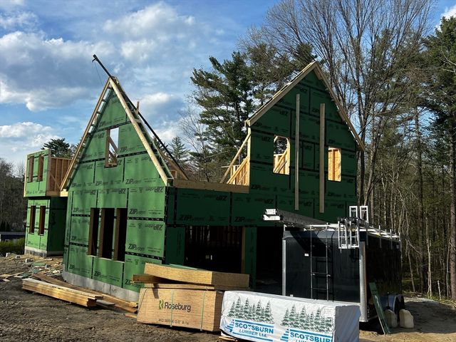 20 Hilliard Road, Kensington, NH 03833