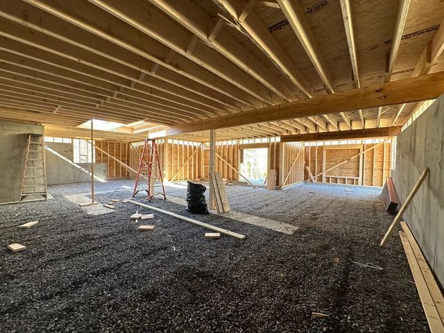 20 Hilliard Road, Kensington, NH 03833