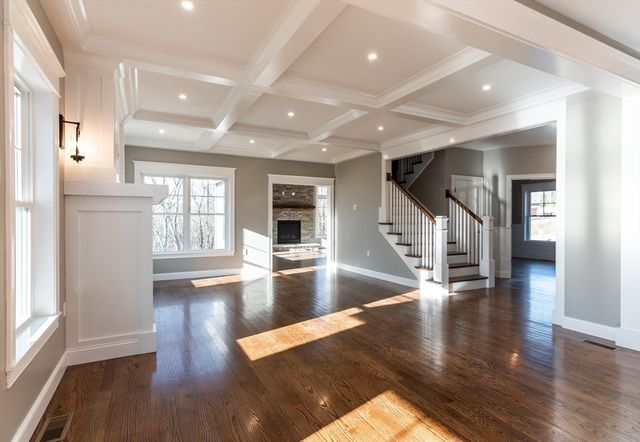 20 Hilliard Road, Kensington, NH 03833