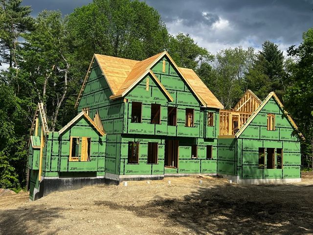 20 Hilliard Road, Kensington, NH 03833