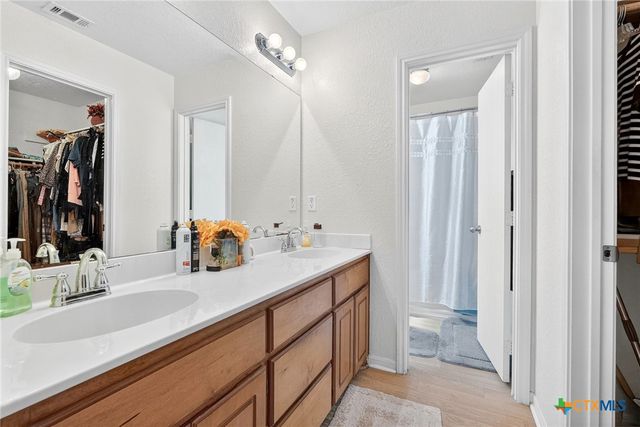 3001 Tom Lockett Drive, Killeen, TX 76549