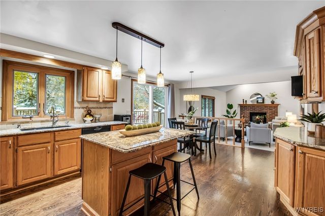 12 Arrow Trail, Lancaster, NY 14086