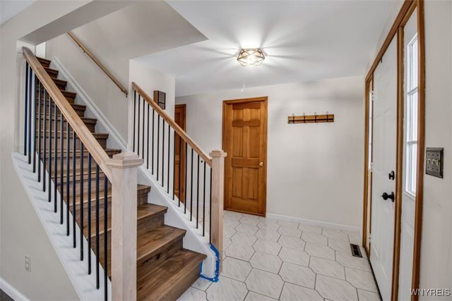 12 Arrow Trail, Lancaster, NY 14086