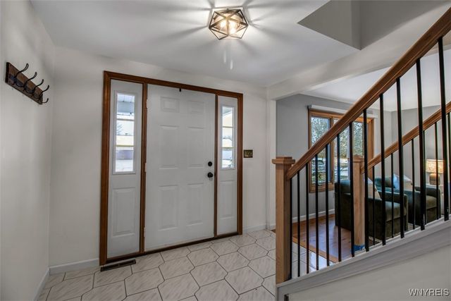 12 Arrow Trail, Lancaster, NY 14086