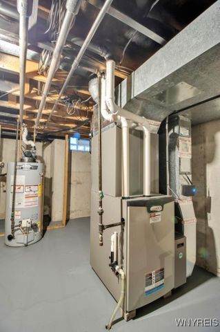 12 Arrow Trail, Lancaster, NY 14086