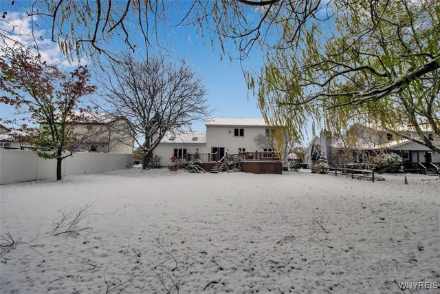 12 Arrow Trail, Lancaster, NY 14086