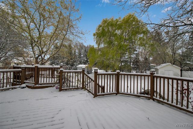 12 Arrow Trail, Lancaster, NY 14086