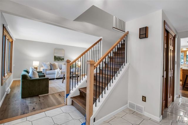 12 Arrow Trail, Lancaster, NY 14086