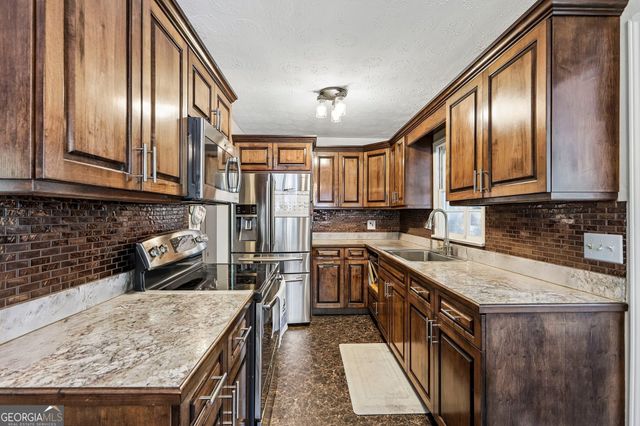 870 Scott Lane SW, Marietta, GA 30008
