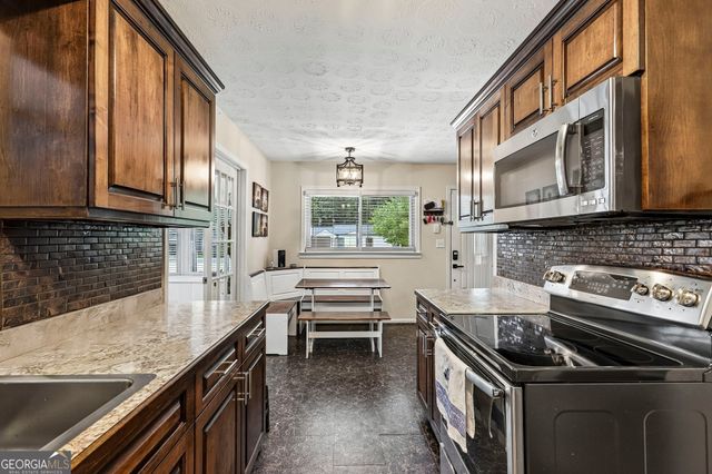 870 Scott Lane SW, Marietta, GA 30008