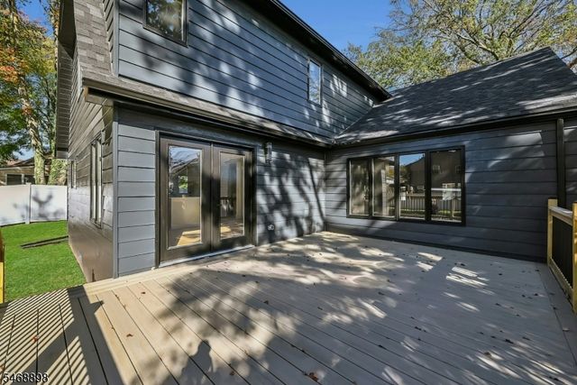 236 Campora Dr, Northvale Boro, NJ 07647