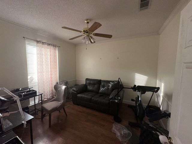 4700 Bishops Castle Dr, Midland, TX 79705