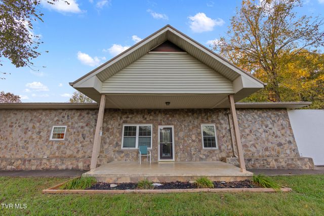 645 Elmwood Road, Midway, TN 37809