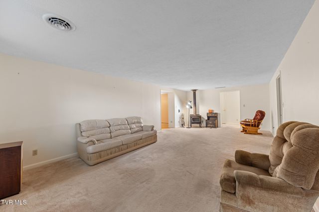 645 Elmwood Road, Midway, TN 37809