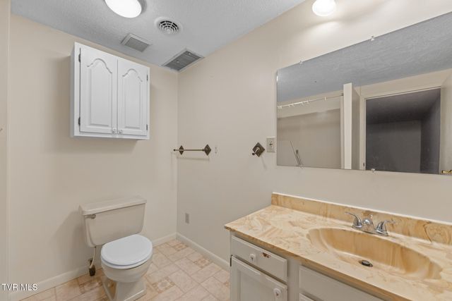 645 Elmwood Road, Midway, TN 37809