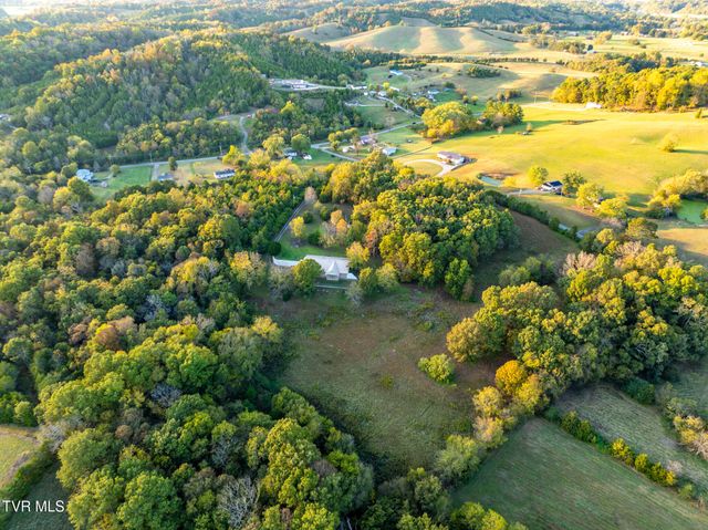 645 Elmwood Road, Midway, TN 37809