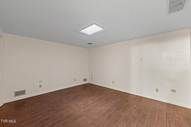 645 Elmwood Road, Midway, TN 37809