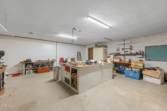 645 Elmwood Road, Midway, TN 37809