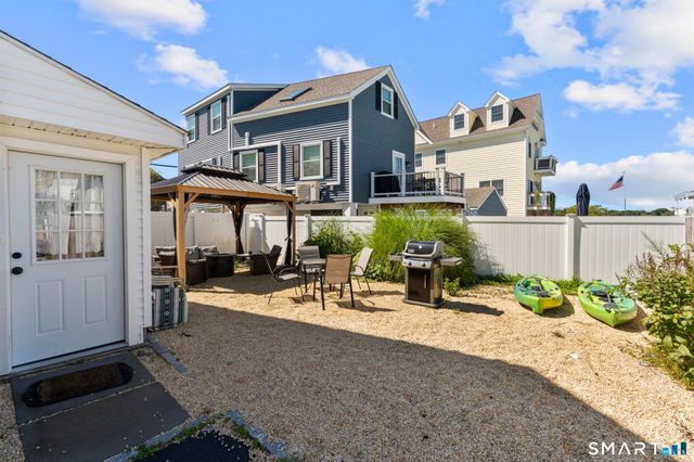 752 East Broadway, Milford, CT 06460