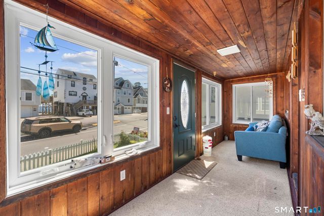 752 East Broadway, Milford, CT 06460