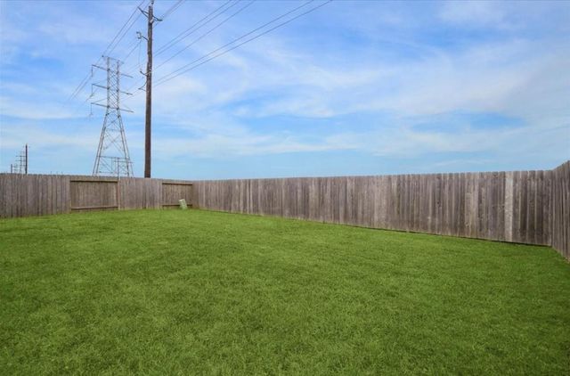 8711 Willet Street, Baytown, TX 77521