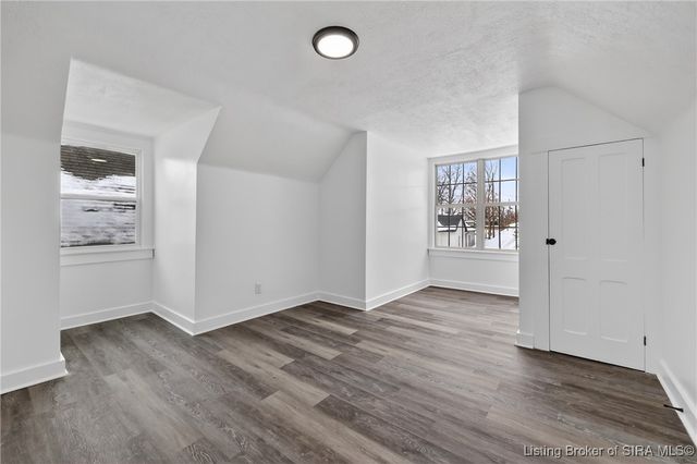 1748 Ekin Avenue, New Albany, IN 47150