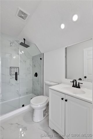 1748 Ekin Avenue, New Albany, IN 47150