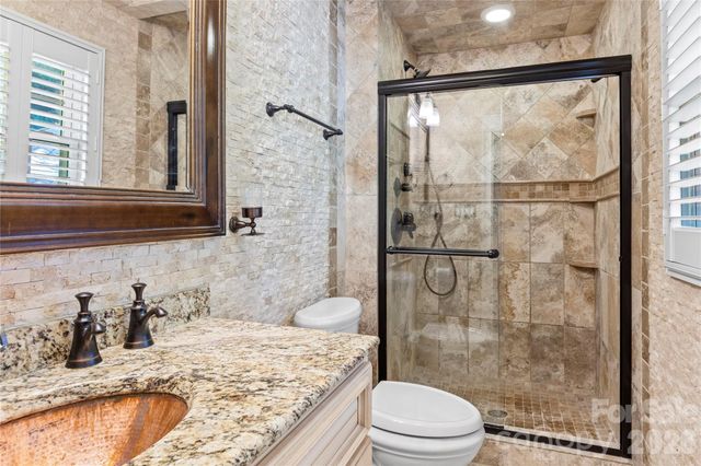 3103 N Centennial Street, High Point, NC 27265