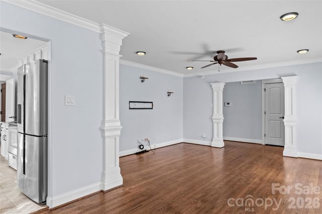 3103 N Centennial Street, High Point, NC 27265