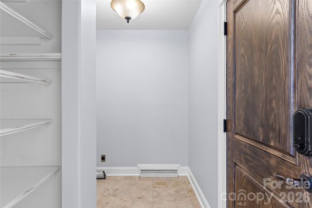 3103 N Centennial Street, High Point, NC 27265