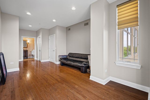 45 Prairie Park Drive 509, Wheeling, IL 60090