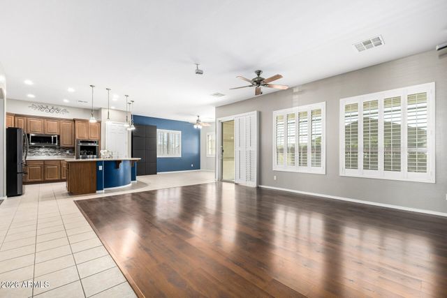 15981 W POINSETTIA Drive, Surprise, AZ 85379