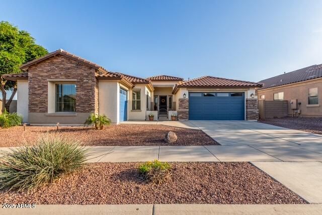 15981 W POINSETTIA Drive, Surprise, AZ 85379