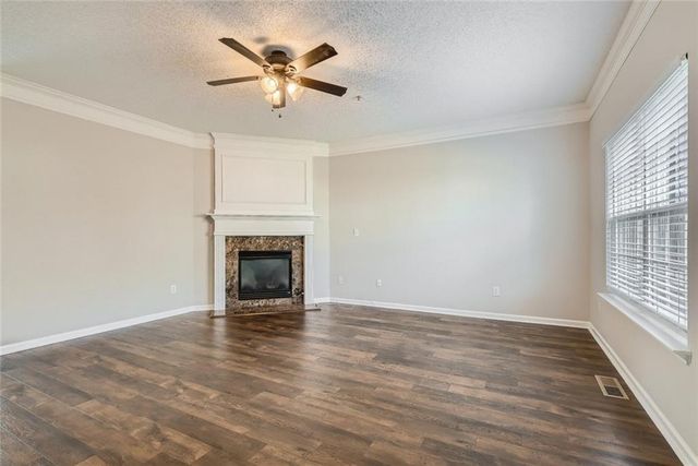 707 Breeze Lane, Woodstock, GA 30188