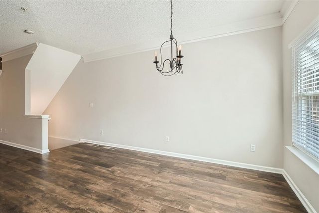 707 Breeze Lane, Woodstock, GA 30188