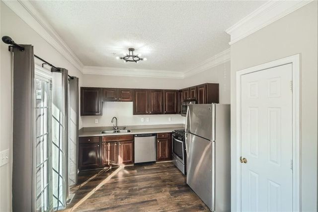 707 Breeze Lane, Woodstock, GA 30188