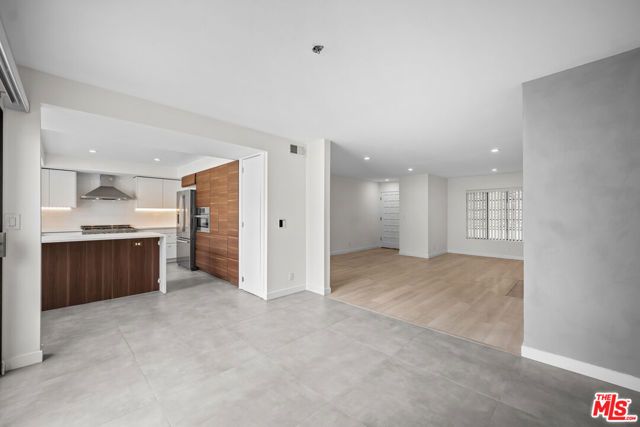 136 S Swall Drive 4, Los Angeles, CA 90048