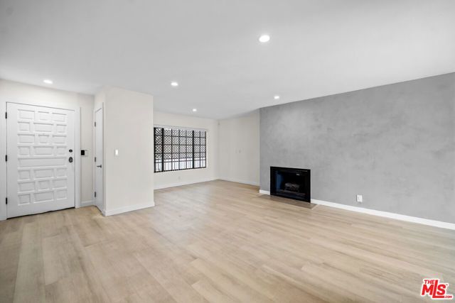136 S Swall Drive 4, Los Angeles, CA 90048