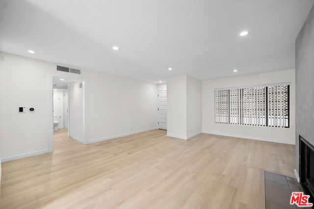 136 S Swall Drive 4, Los Angeles, CA 90048
