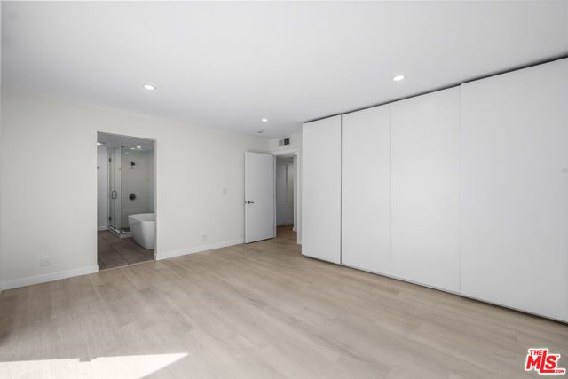 136 S Swall Drive 4, Los Angeles, CA 90048