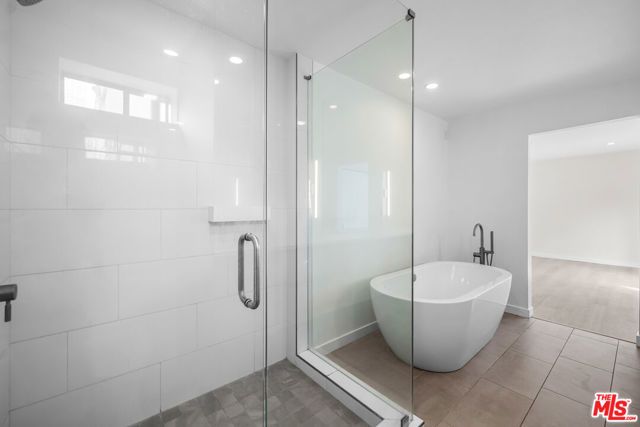 136 S Swall Drive 4, Los Angeles, CA 90048
