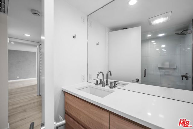 136 S Swall Drive 4, Los Angeles, CA 90048