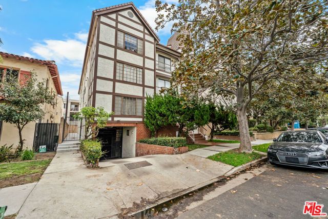 136 S Swall Drive 4, Los Angeles, CA 90048