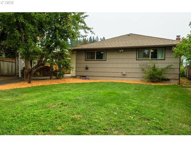 2682 HARRIS St, Eugene, OR 97405