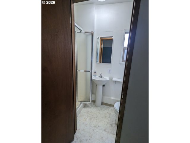 2682 HARRIS St, Eugene, OR 97405